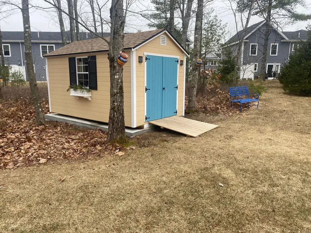 8 Maneta Drive Saco ME 04072