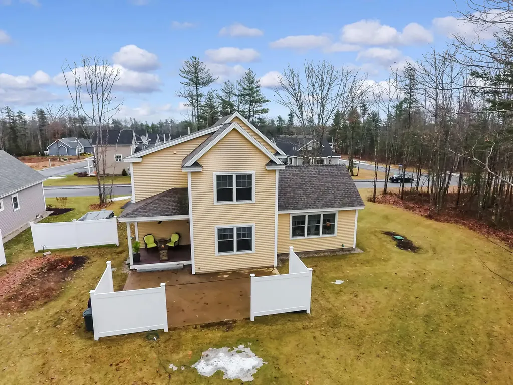 8 Maneta Drive Saco ME 04072