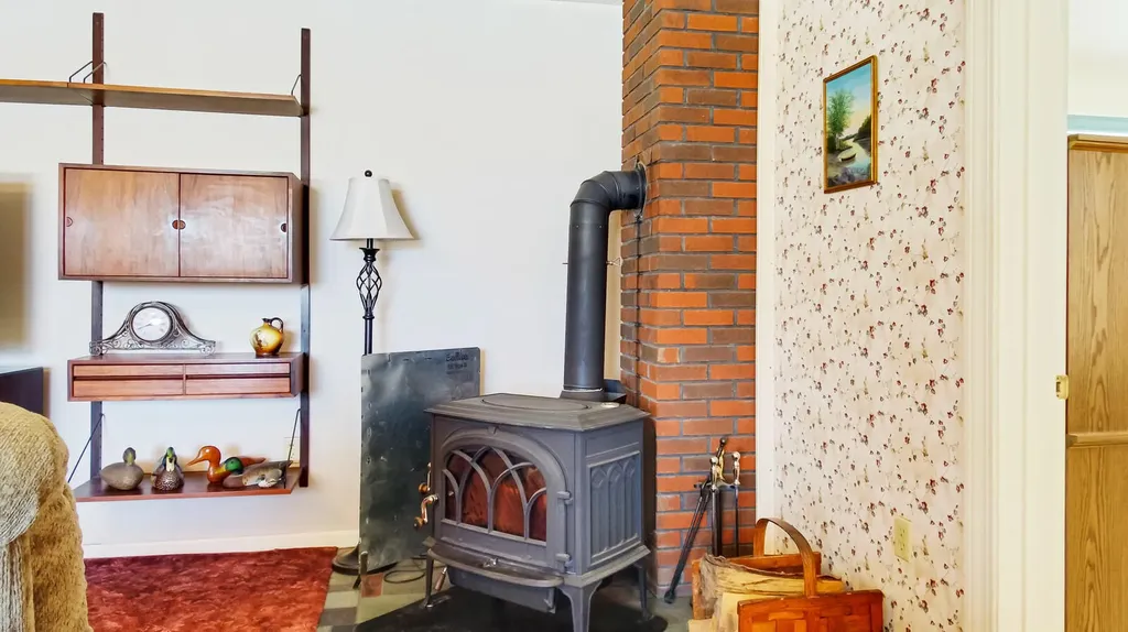 640 Main Street Sumner ME 04292