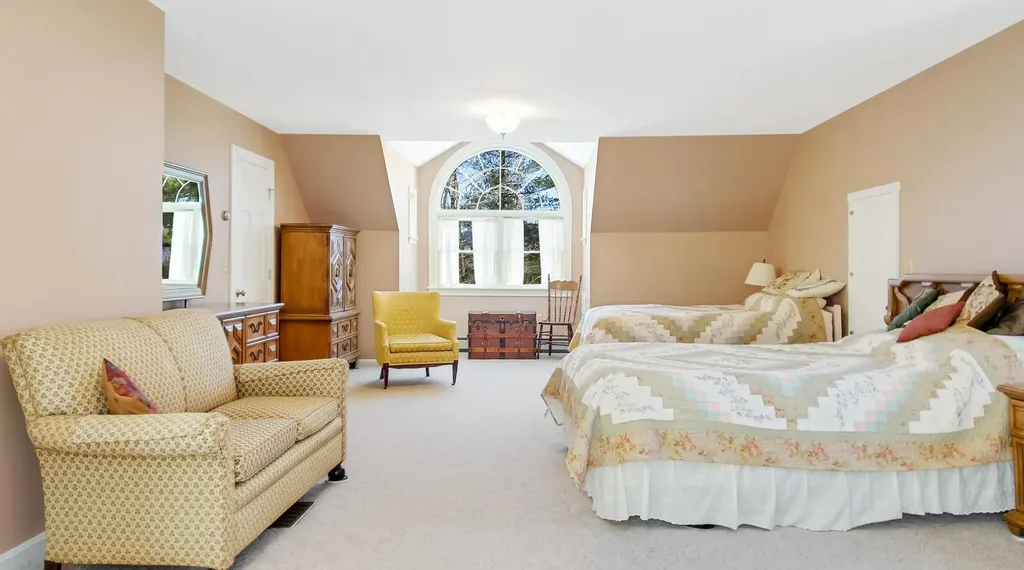 640 Main Street Sumner ME 04292