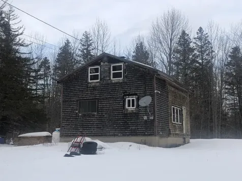 39 Mccoy Road Robbinston ME 04671