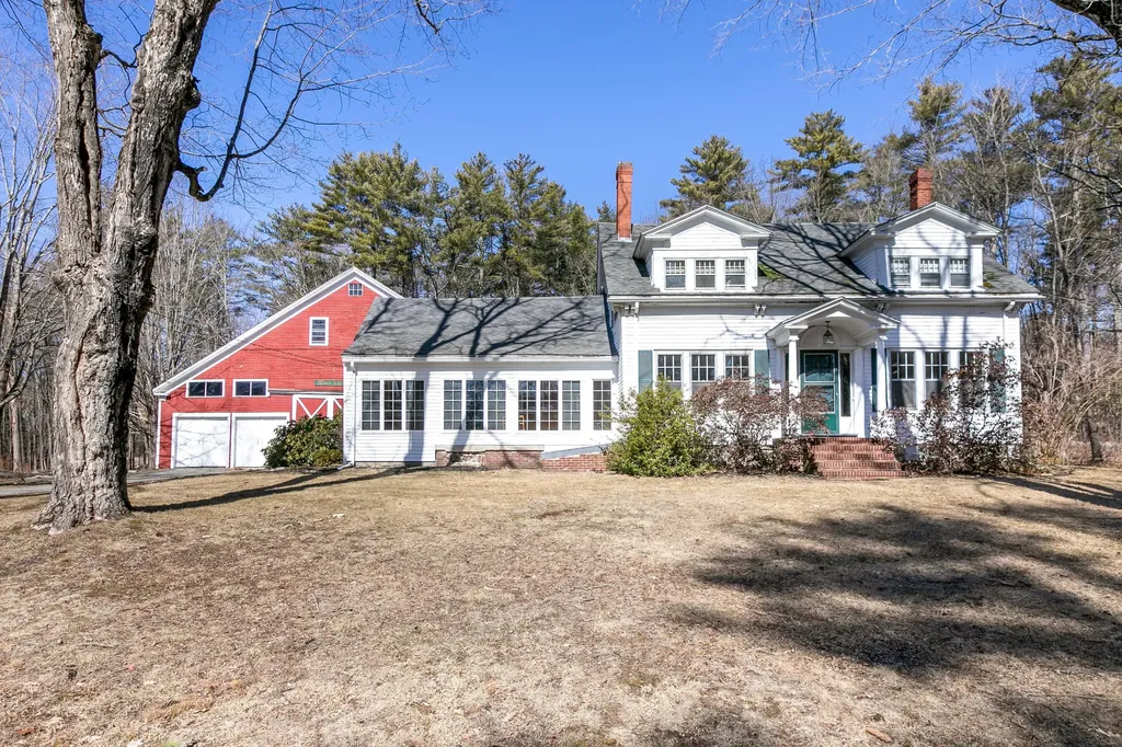 161 Brook Road Falmouth ME 04105
