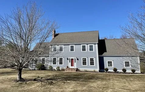 91 Concord Circle Yarmouth ME 04096