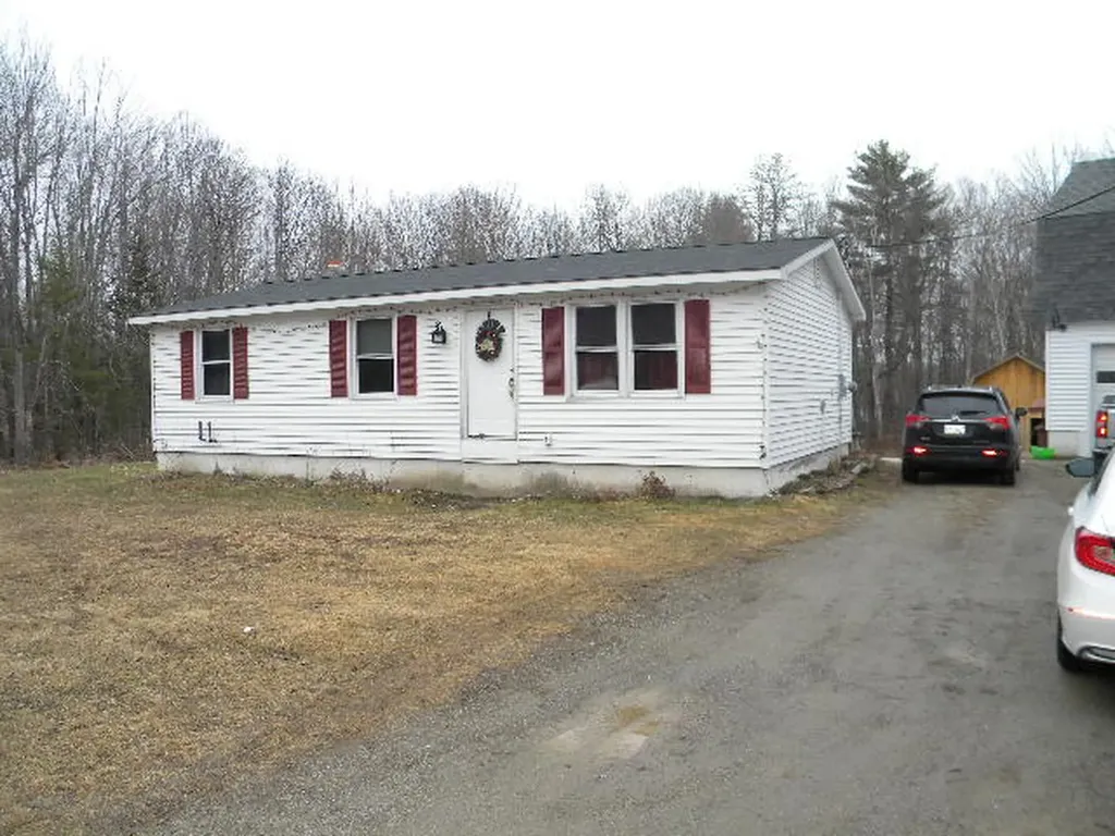 564 Edinburg Road Edinburg ME 04448