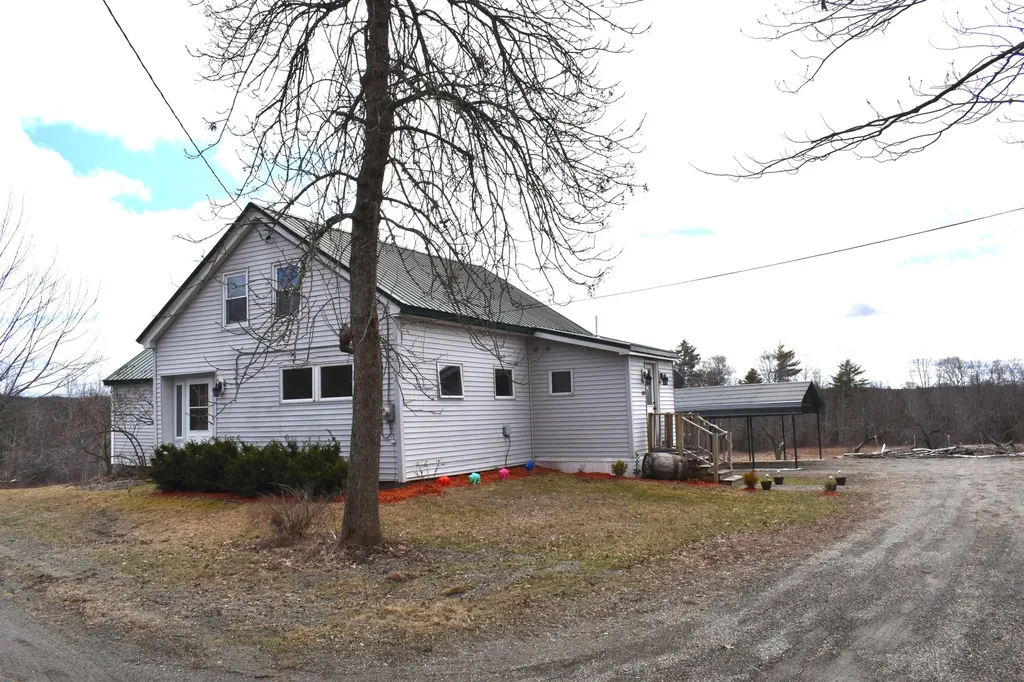 691 Troy Road Burnham ME 04922