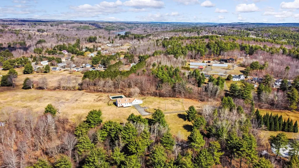 34 Stevens Road Augusta ME 04330