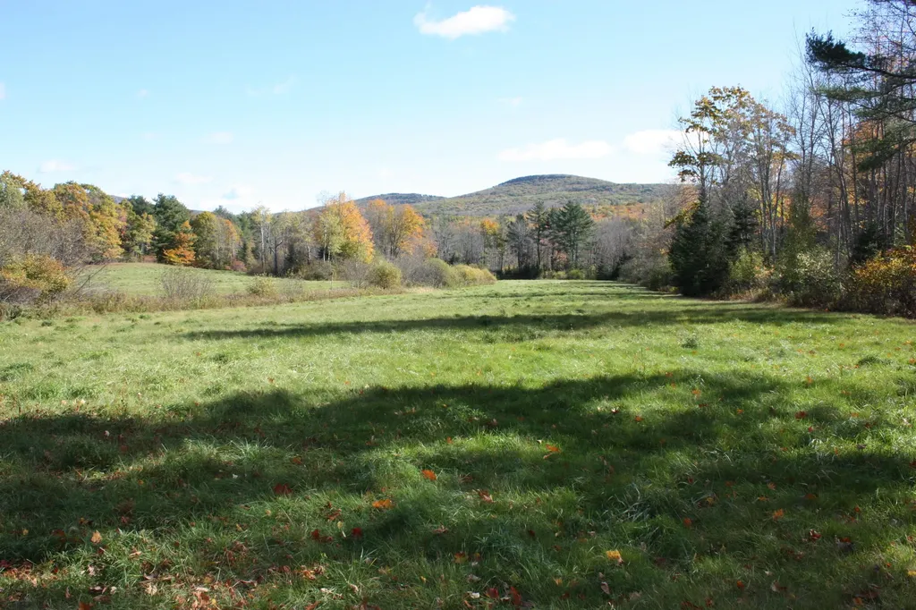 00 Davis Road Union ME 04862