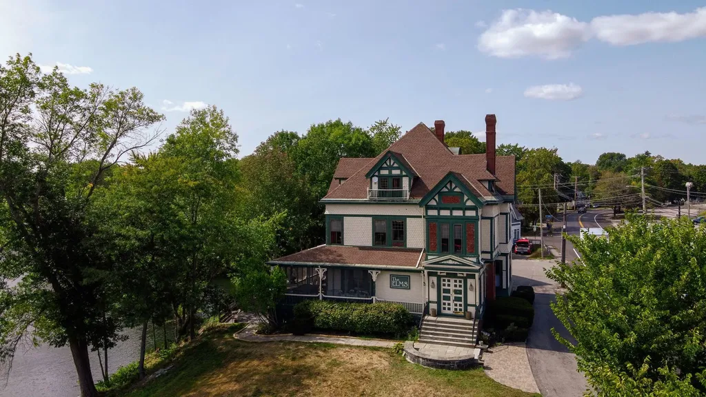 102 Cumberland Street Westbrook ME 04092