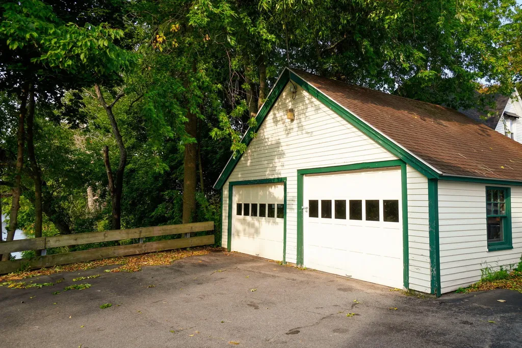102 Cumberland Street Westbrook ME 04092