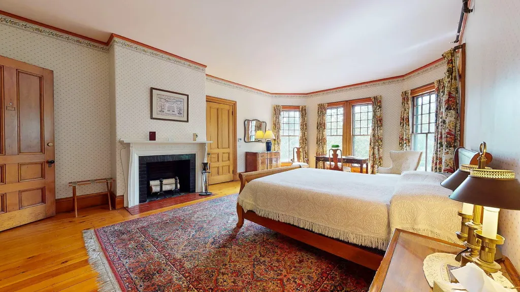 102 Cumberland Street Westbrook ME 04092
