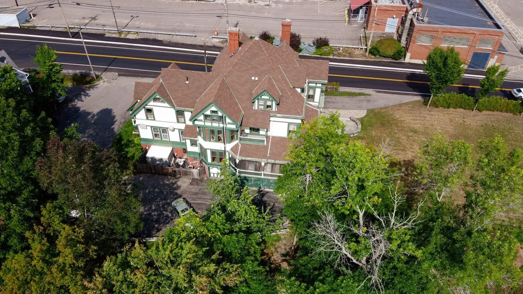 102 Cumberland Street Westbrook ME 04092