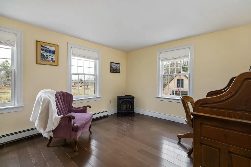 504 Brixham Road Eliot ME 03903