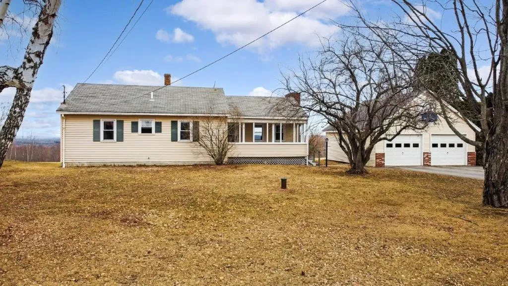 471 Benton Road Albion ME 04910