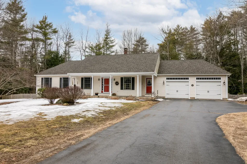 5 Rockaway Road Falmouth ME 04105
