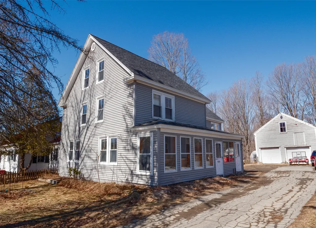 29 Belgrade Road Oakland ME 04963