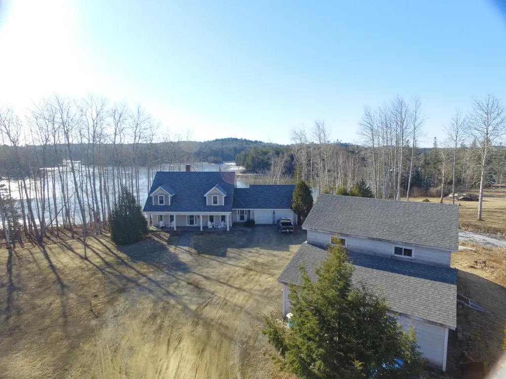 68 Blueberry Lane Friendship ME 04547