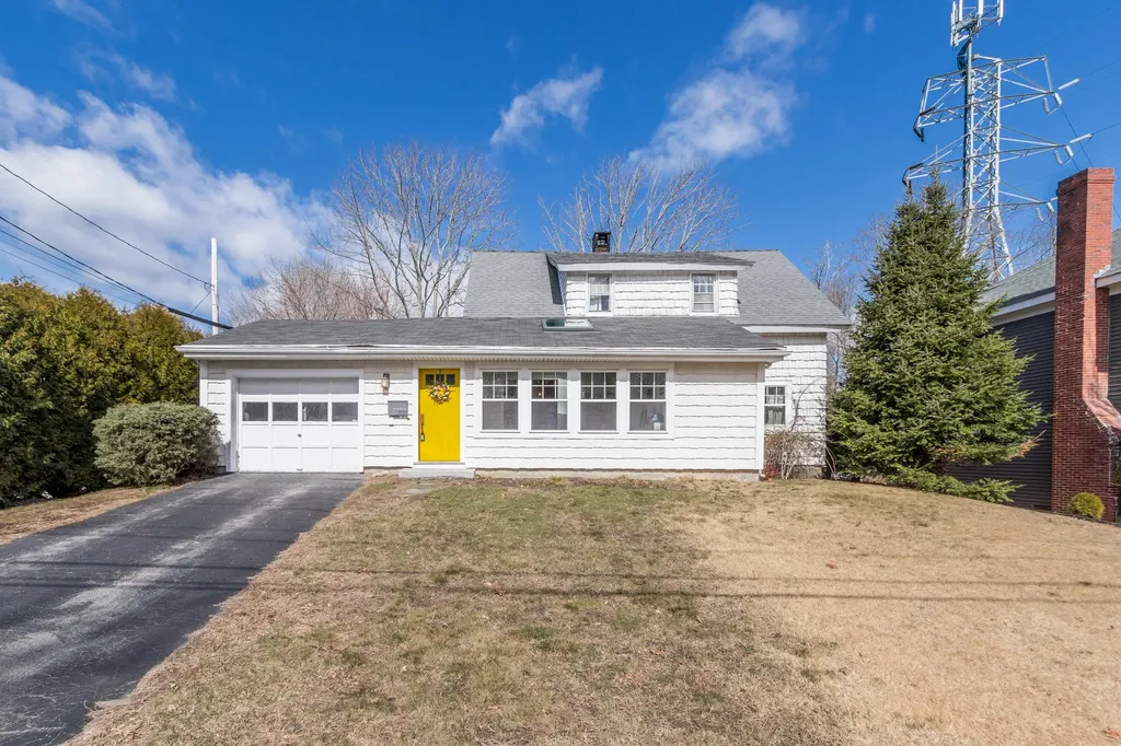 307 Highland Avenue South Portland ME 04106