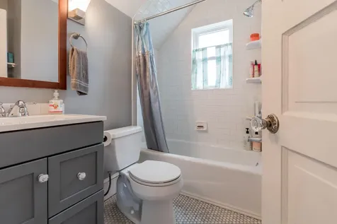 307 Highland Avenue South Portland ME 04106
