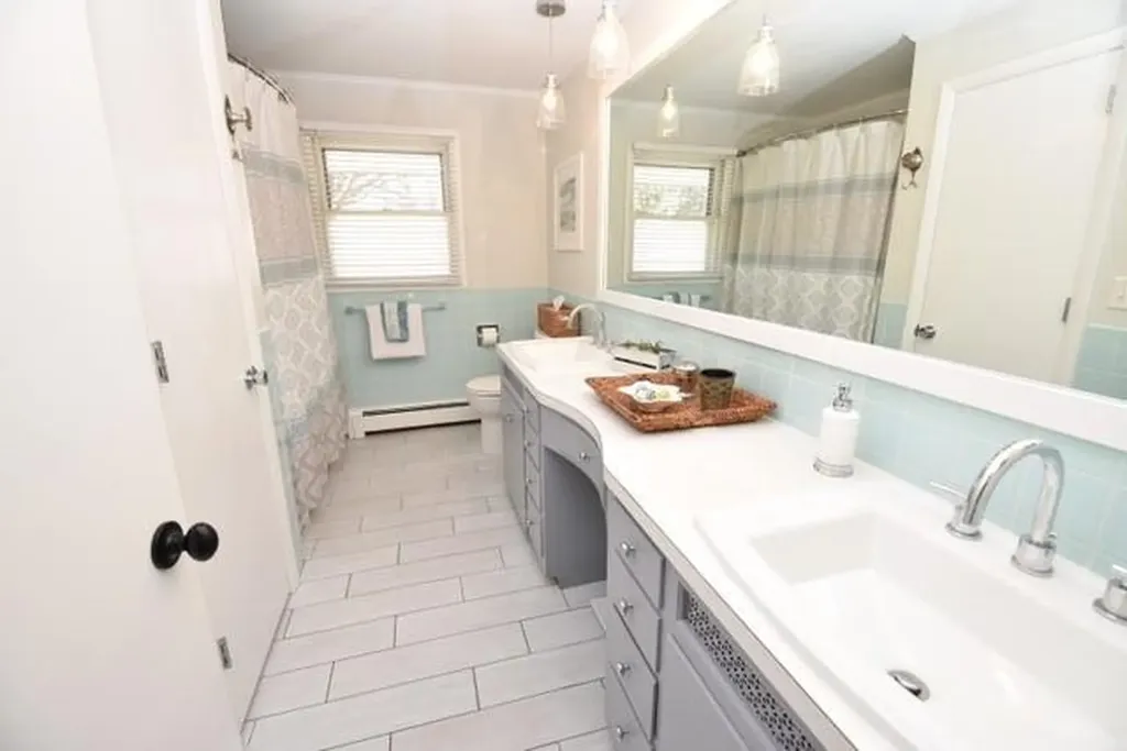 19 Longview Terrace Kennebunk ME 04043