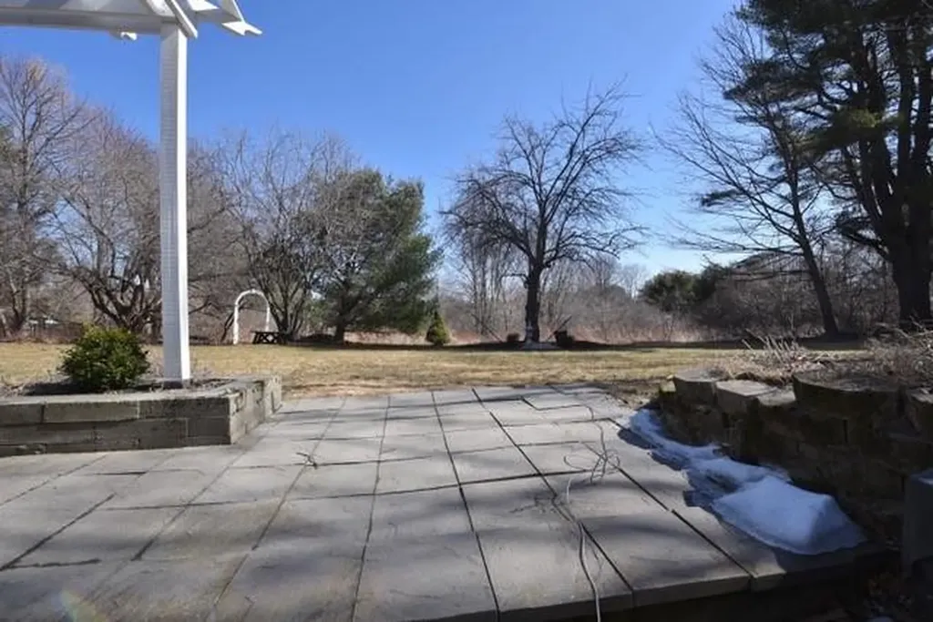 19 Longview Terrace Kennebunk ME 04043