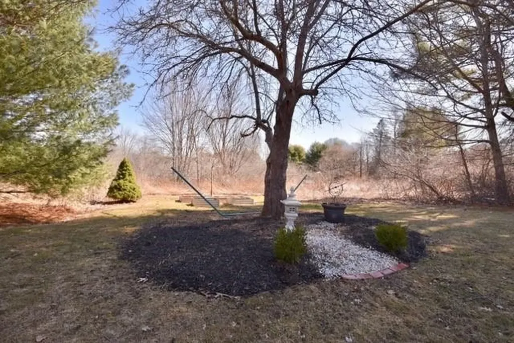 19 Longview Terrace Kennebunk ME 04043