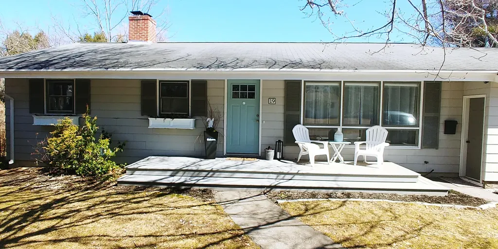 19 Longview Terrace Kennebunk ME 04043