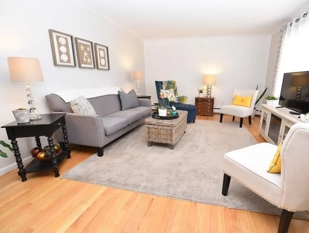 19 Longview Terrace Kennebunk ME 04043