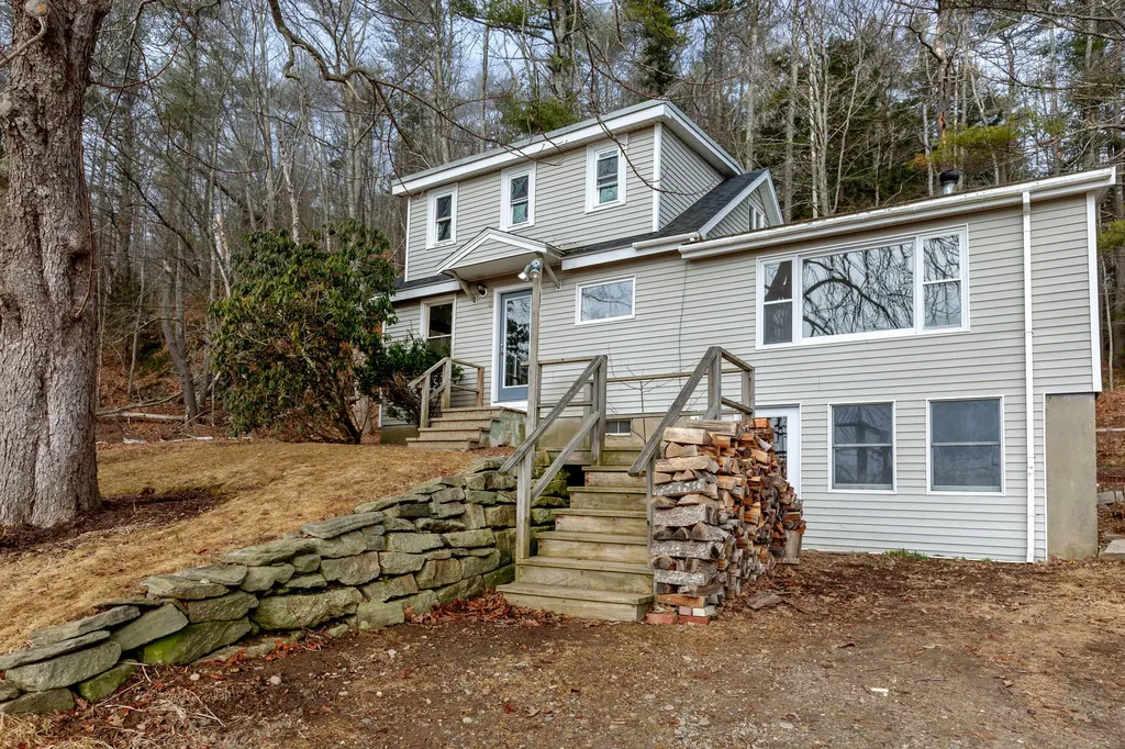 202 Federal Street Wiscasset ME 04578