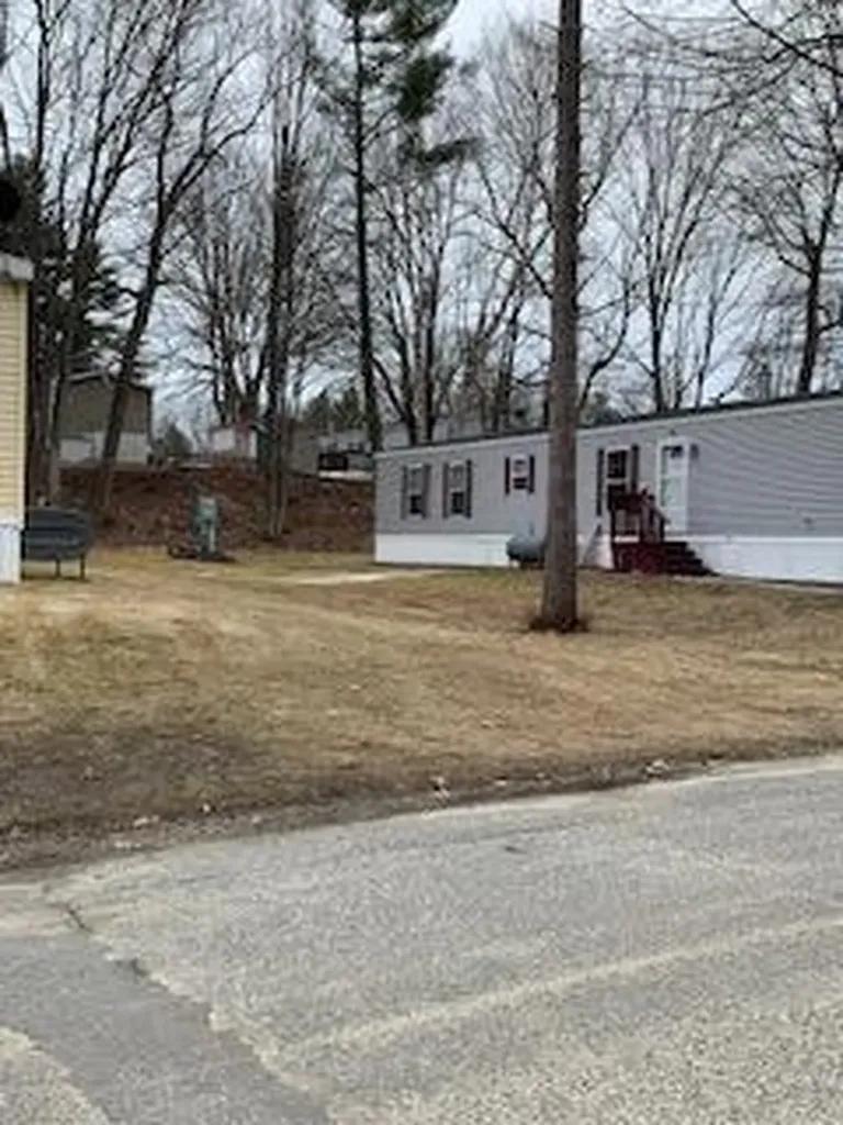 12 Arnold Drive Lisbon ME 04250
