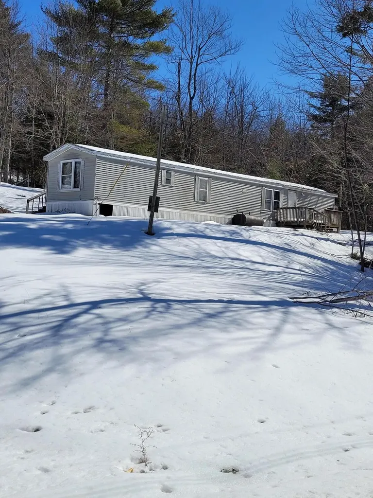 21 Country View Drive Leeds ME 04263