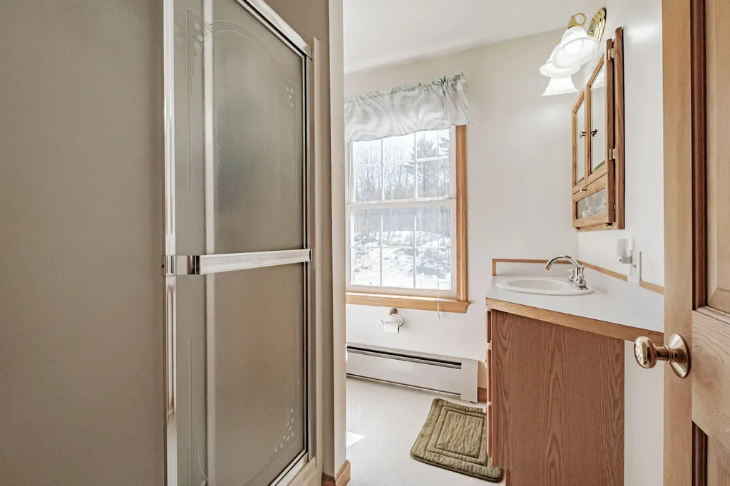 16 Twilight Trail Gray ME 04039