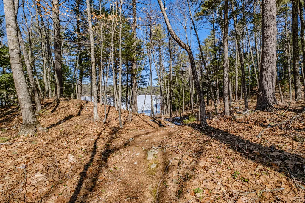 16 Twilight Trail Gray ME 04039
