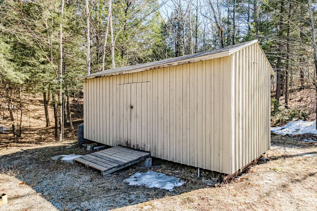 16 Twilight Trail Gray ME 04039