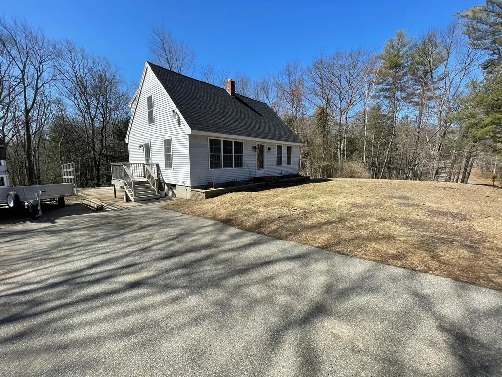 137 Grammar Road Sanford ME 04073