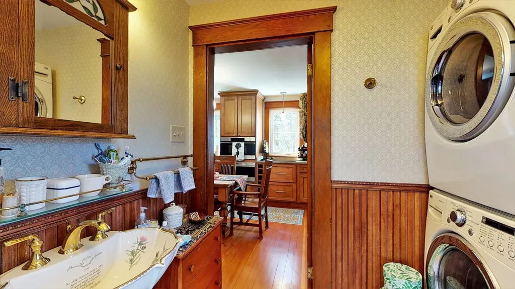 4 Littlefield Lane Scarborough ME 04074