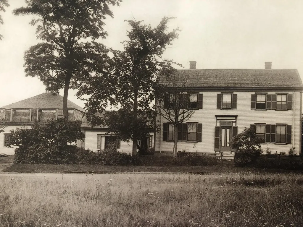 4 Littlefield Lane Scarborough ME 04074