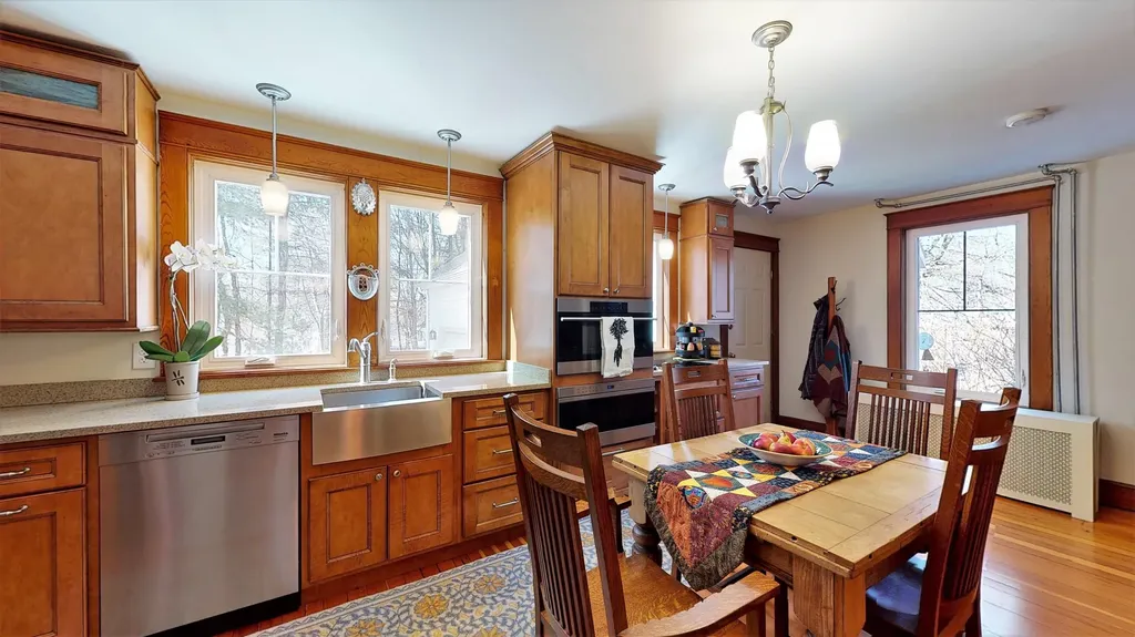 4 Littlefield Lane Scarborough ME 04074