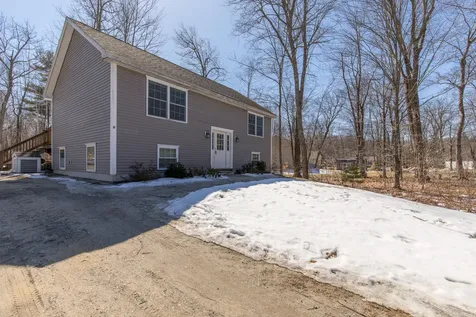 6 Dads Way Windham ME 04062