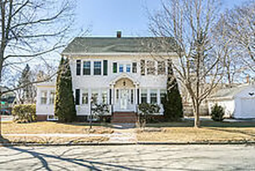 32 Fellows Street Portland ME 04103