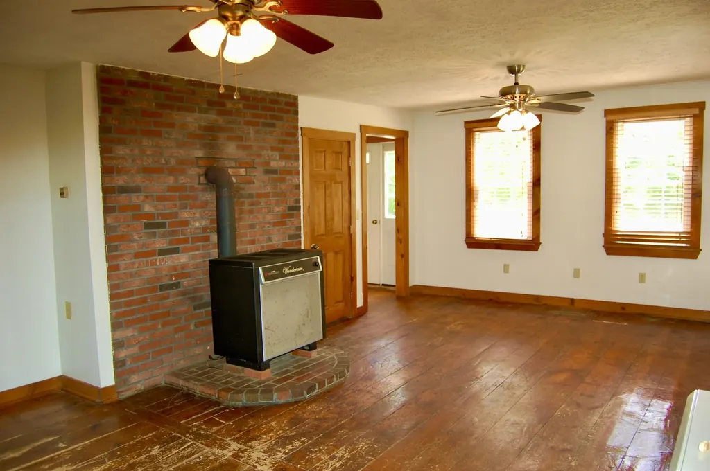 10 Lovejoy Pond Road Wayne ME 04284