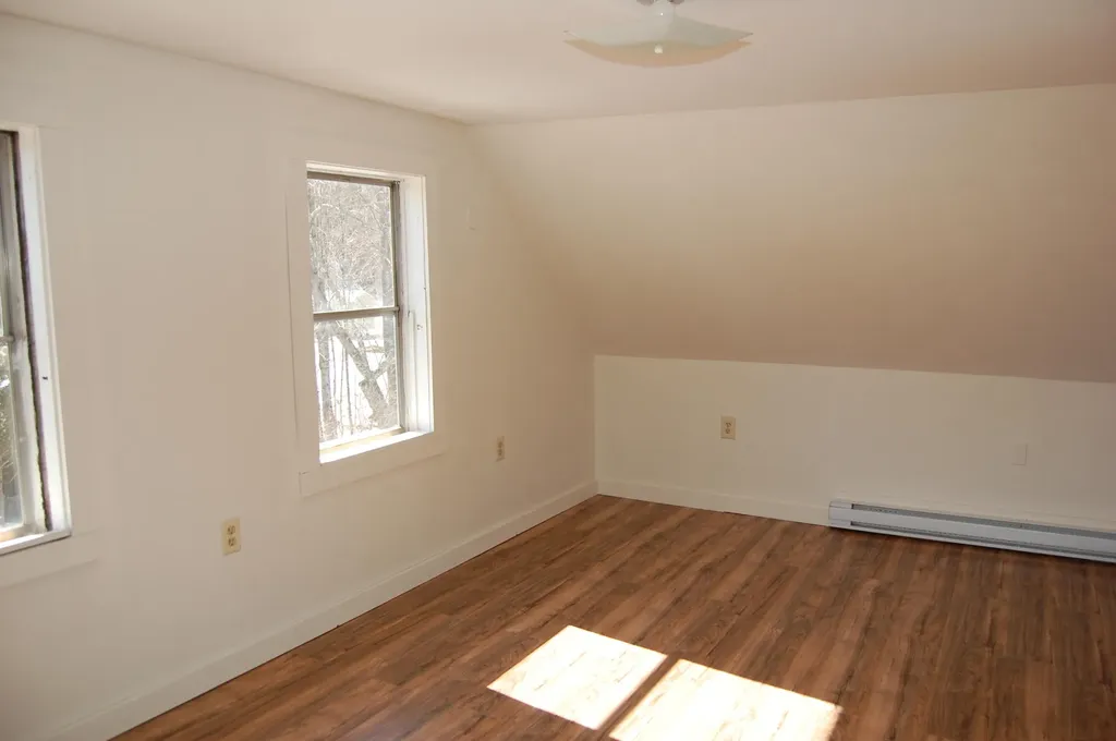 10 Lovejoy Pond Road Wayne ME 04284