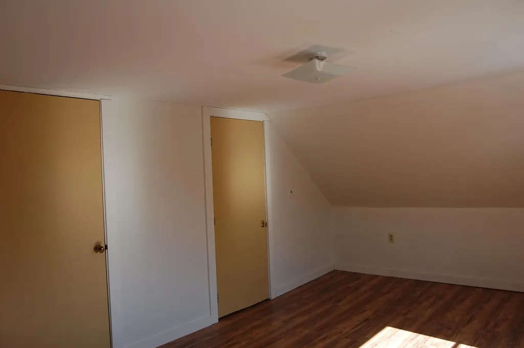 10 Lovejoy Pond Road Wayne ME 04284