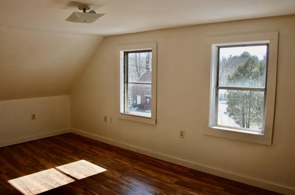 10 Lovejoy Pond Road Wayne ME 04284