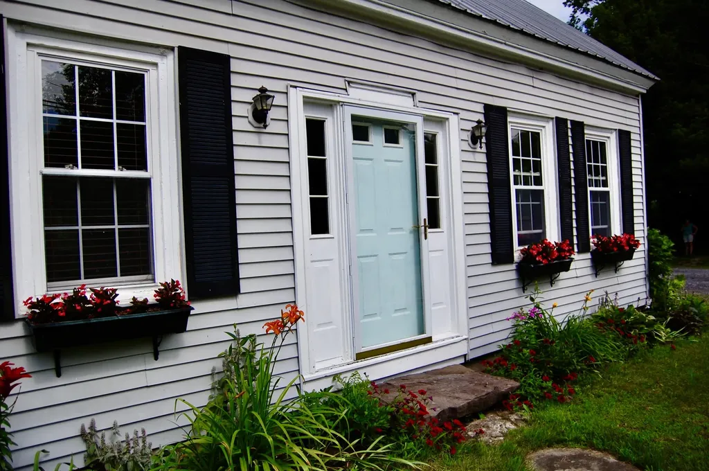10 Lovejoy Pond Road Wayne ME 04284