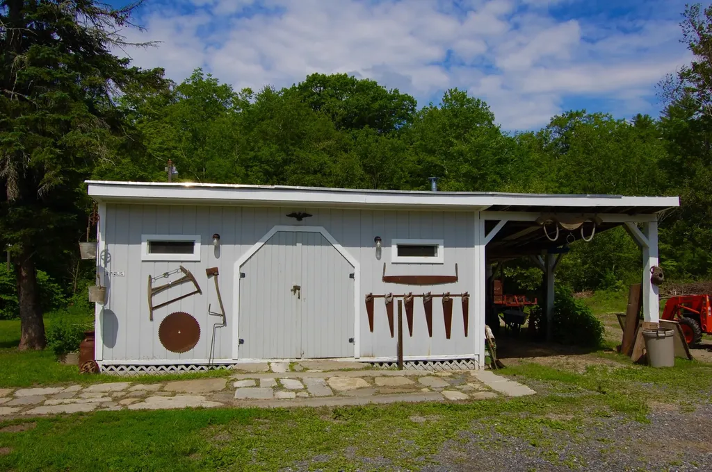 10 Lovejoy Pond Road Wayne ME 04284