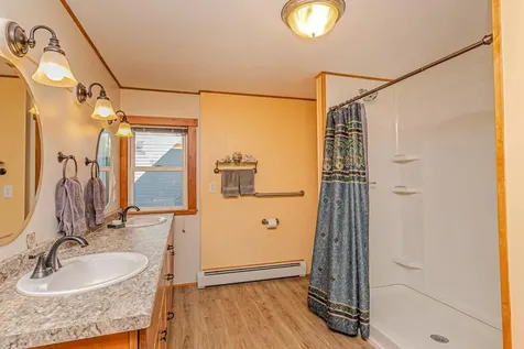 970 Industry Road Farmington ME 04938