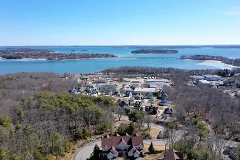 50 Ridge Road Portland ME 04103