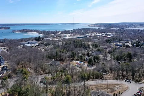 50 Ridge Road Portland ME 04103