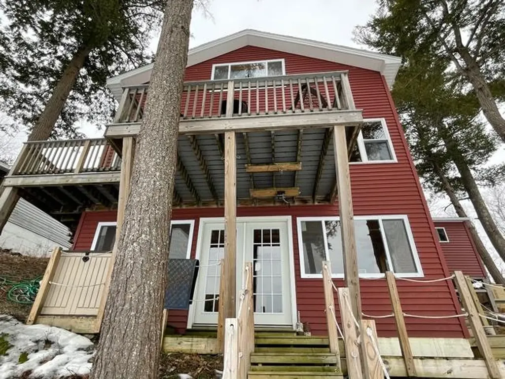 123 Fowlers Landing Road Hampden ME 04444