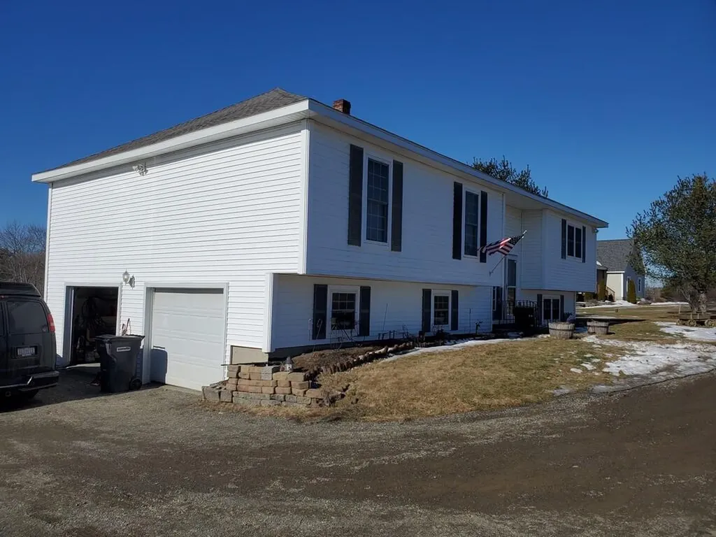 1982 Broadway Bangor ME 04401